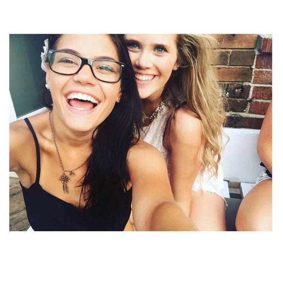 Meet your Posher, Lindsey - Picture 1 of 1